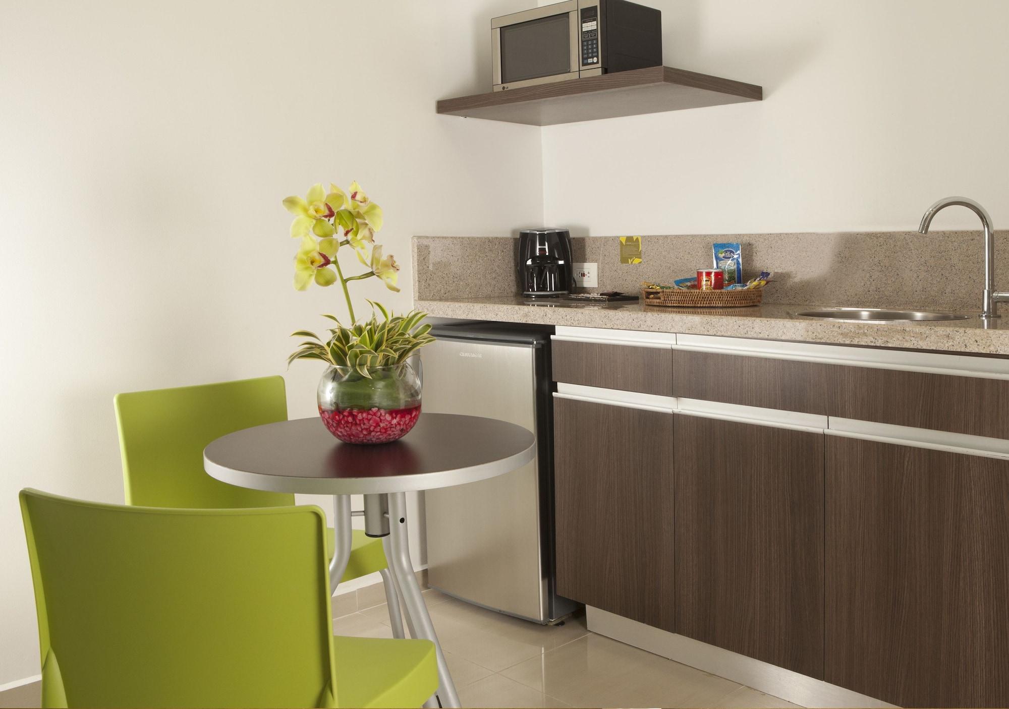 San Simon Hotel Pereira By Soratama Kültér fotó Kitchenette