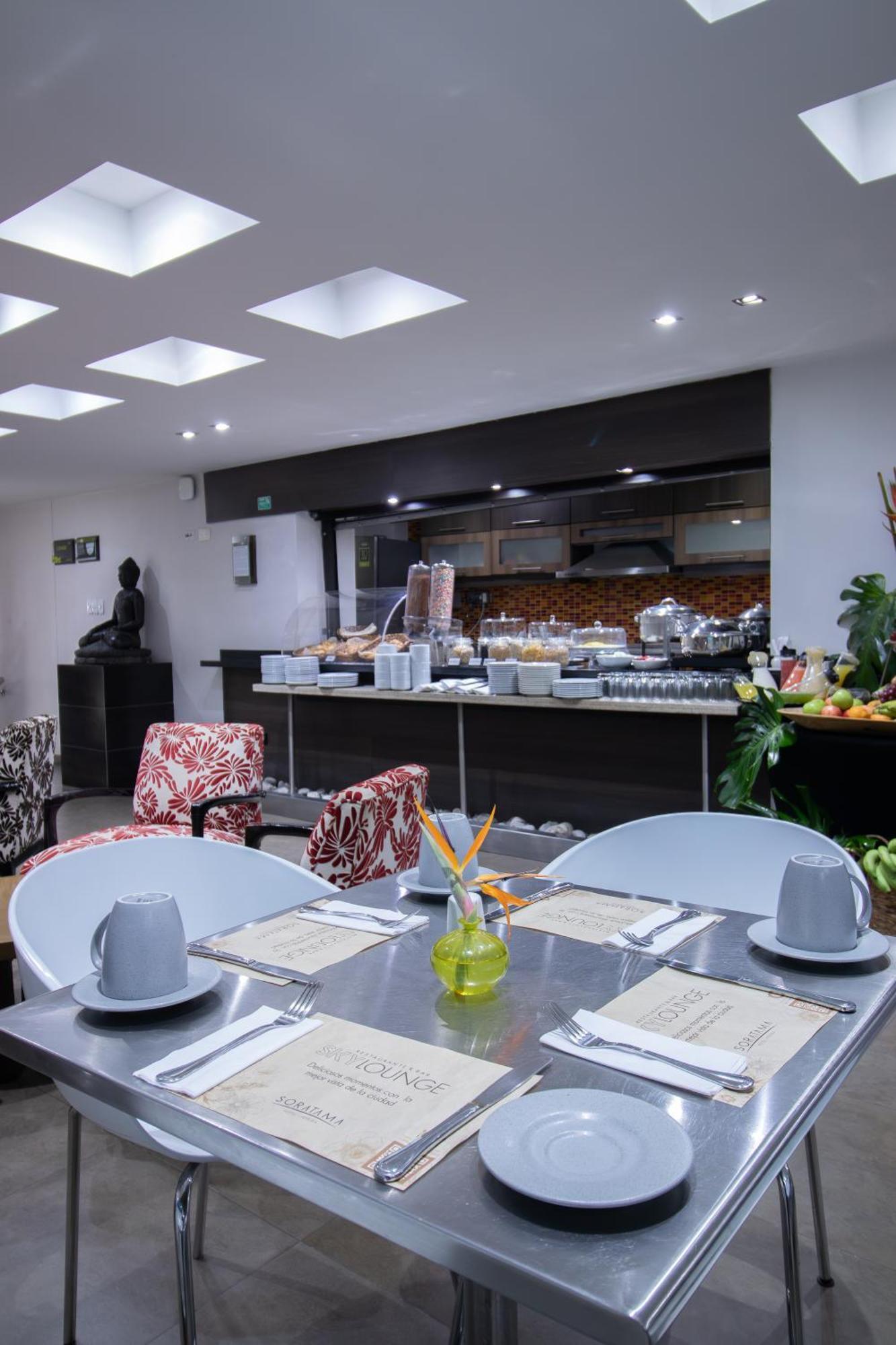 San Simon Hotel Pereira By Soratama Kültér fotó The restaurant